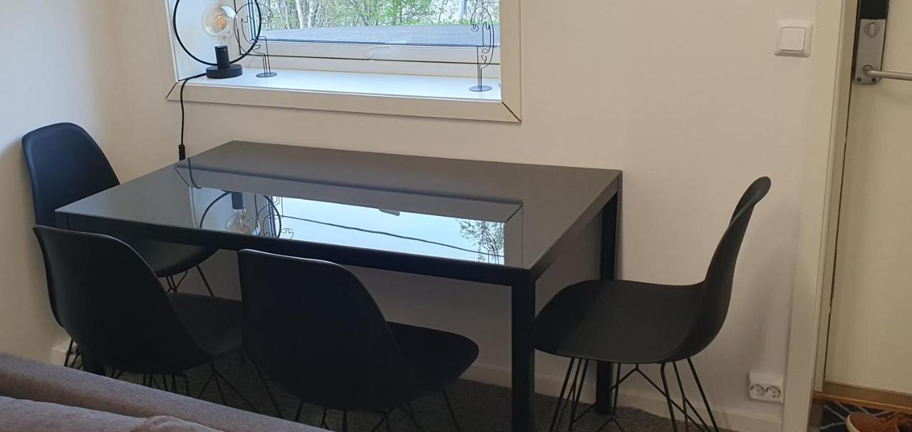 Tromsoapartment Silent Area With Nice View I Have Warm Caravan For Rent Same Place, 4 People Exteriör bild