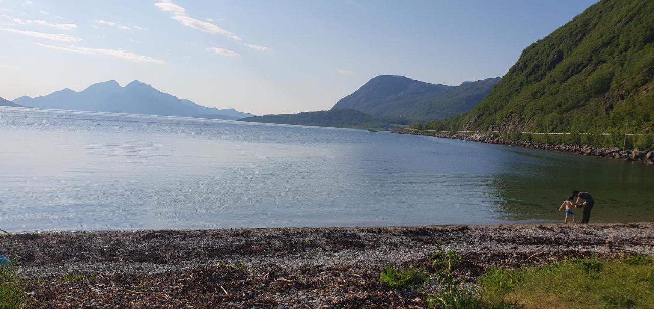 Tromsoapartment Silent Area With Nice View I Have Warm Caravan For Rent Same Place, 4 People Exteriör bild